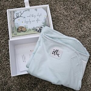 The ollie swaddle- sky blue